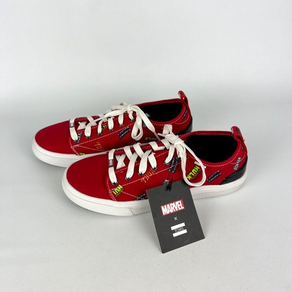 Toms X Marvel Travel Lite Womens Low AOP Marvel Logos Sneakers Red size 6 - Picture 3 of 16
